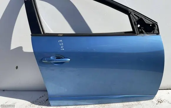 Renault Megane III Front door