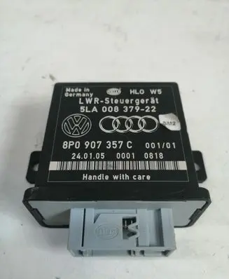 Audi A3 S3 8P Light module LCM 8P0907357C
