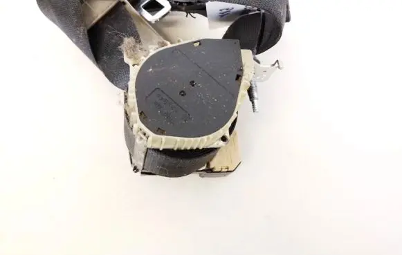 Opel Zafira A Front seatbelt 90560635