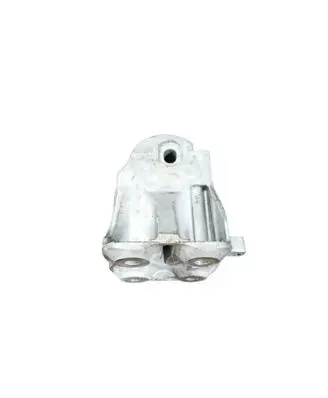 Nissan Murano Z52 Engine mounting bracket
