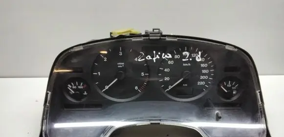 Opel Zafira A Speedometer (instrument cluster) 24419560HT