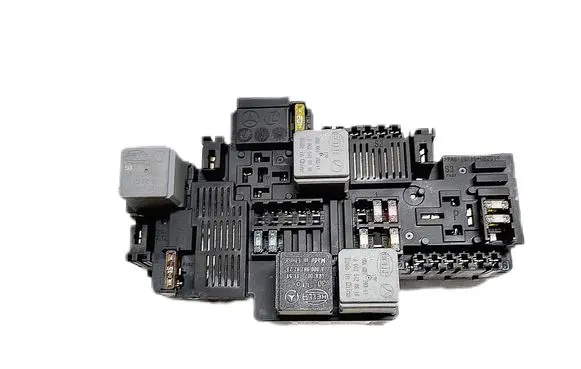 Mercedes-Benz E W213 Fuse module A2139062202