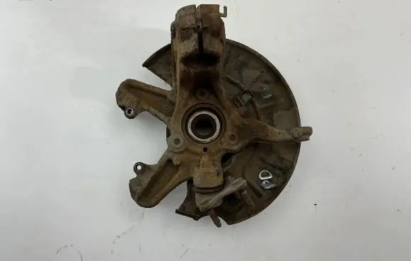 Volkswagen Golf VI Front wheel hub