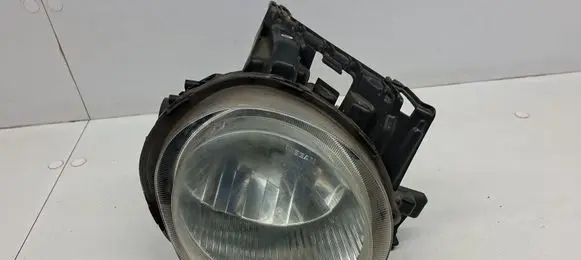 Nissan Juke I F15 Headlight/headlamp 