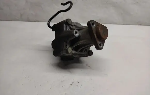 Audi A4 S4 B5 8D Power steering pump 8D0145155L 7802811 7681955270