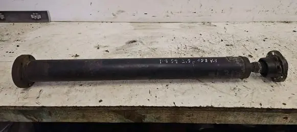 Volkswagen Transporter - Caravelle T5 Front prop shaft 7H0521101
