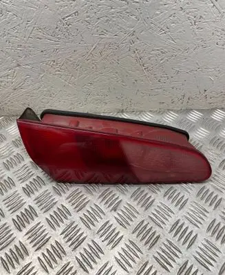 Tailgate rear/tail lights