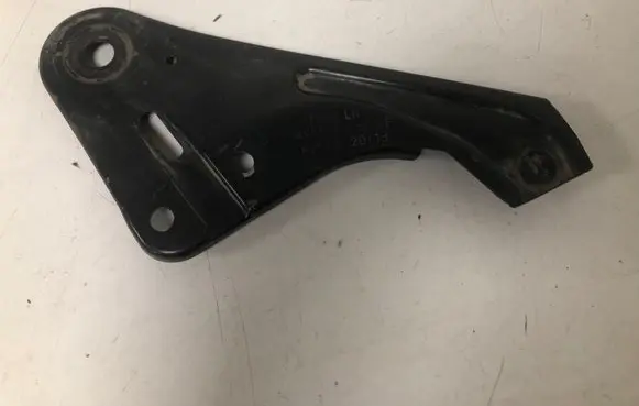 Ford Focus Other front suspension part AV61101A81AF