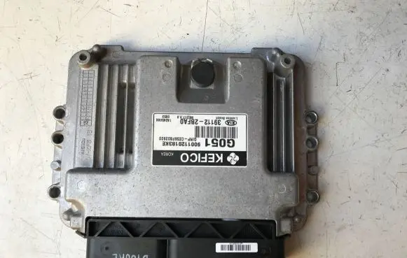 KIA Carens III Engine control unit/module 391122BFA0