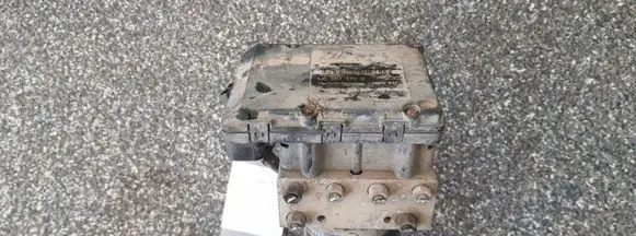 Skoda Octavia Mk1 (1U) ABS Pump 1J0614217E 1J0907379Q