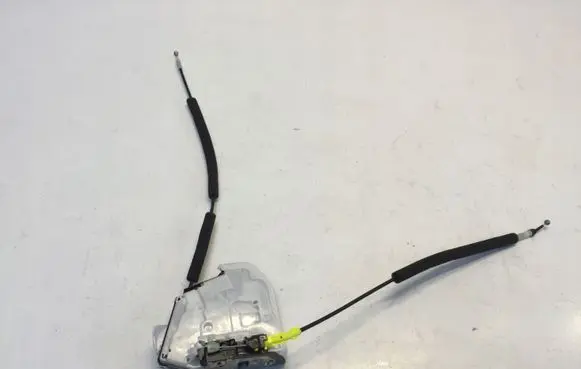 Nissan Juke II F16 Rear door lock 825016PA1A