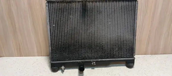 Toyota Yaris Coolant radiator 4221719872