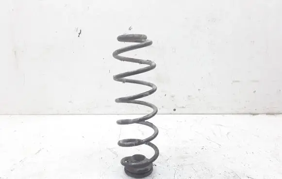 Volkswagen Golf IV Rear coil spring