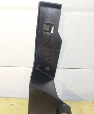 Mercedes-Benz Sprinter W906 Radiator mount bracket A9065051188