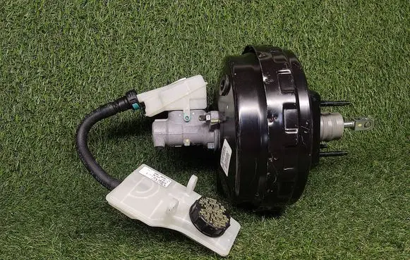 Ford Escape III Brake booster CV612B195PC