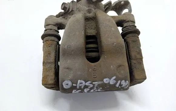 Opel Astra H Rear brake caliper