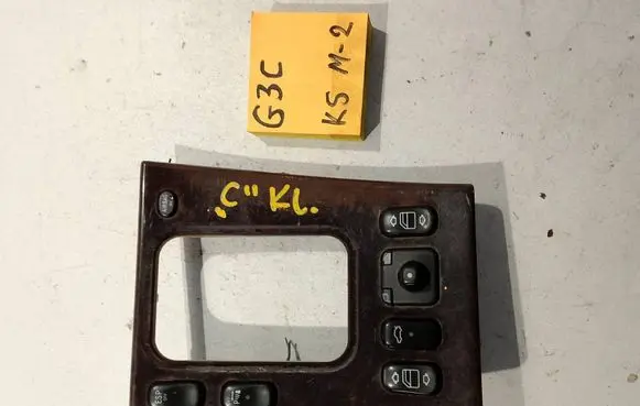 Mercedes-Benz CLK A209 C209 Electric window control switch 2088202910 03753050