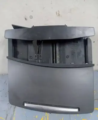 Audi A6 S6 C6 4F Ashtray (front) 4F1857951C