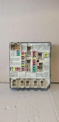 Renault Megane III BSM Control unit 284B68372R