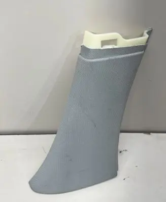 Mercedes-Benz GL X164 (D)pillar trim (top) A1646900154