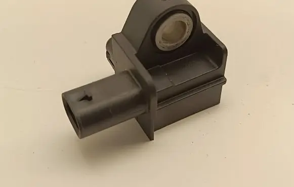 Chrysler Pacifica Airbag deployment crash/impact sensor 53328371 68245079AA