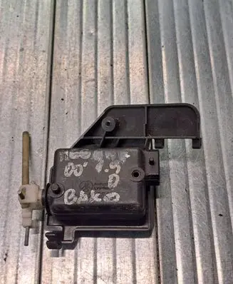 Fuel tank cap lock motor