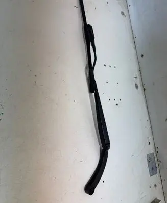 Ford Fusion II Front wiper blade arm 17B589