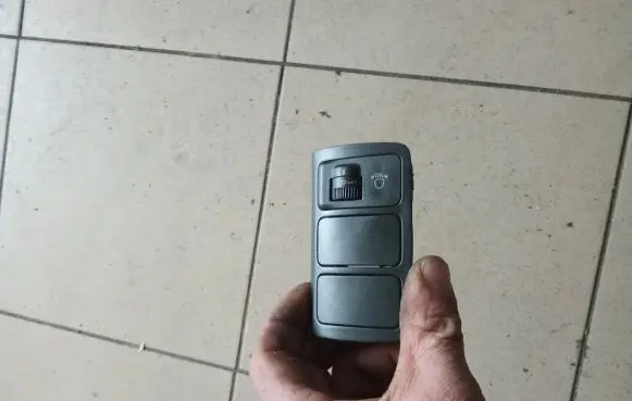 Honda Accord Headlight level height control switch 1025