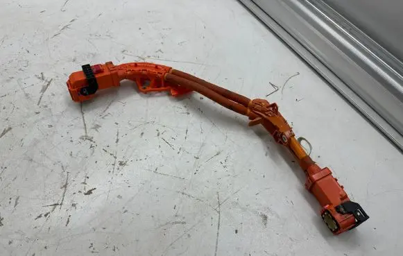 Tesla Model 3 Engine installation wiring loom 110900000D YZZ202667401100