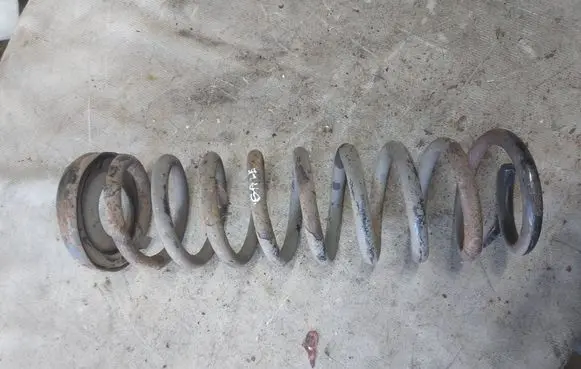 Ford Kuga I Rear coil spring