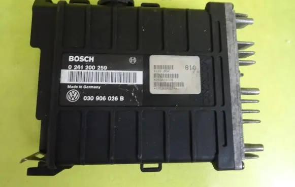 Volkswagen Polo III 6N 6N2 6NF Engine control unit/module 0261200259