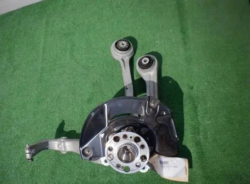 Mercedes-Benz S W222 Front wheel hub 2222001