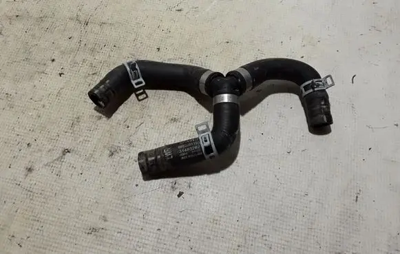 Volvo XC60 Engine coolant pipe/hose 31493282