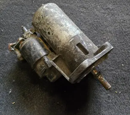 Volkswagen Polo III 6N 6N2 6NF Starter motor 0001107025