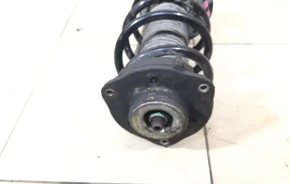 Skoda Yeti (5L) Front shock absorber with coil spring 1K0412022E