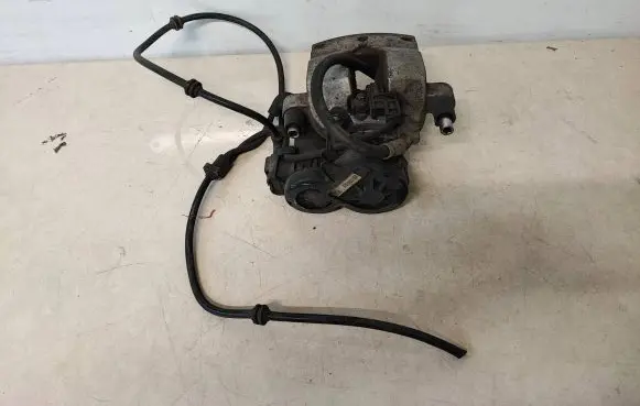 Mercedes-Benz GLC C253 Rear brake caliper A2534231098