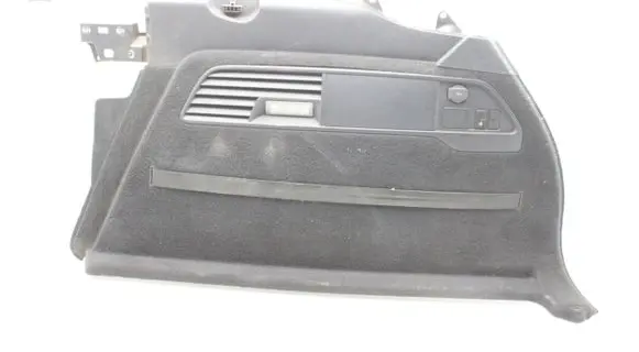 Volkswagen Touareg II Trunk/boot side trim panel 7P6867038