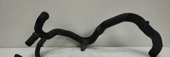 Mercedes-Benz B W245 Engine coolant pipe/hose A6402001352