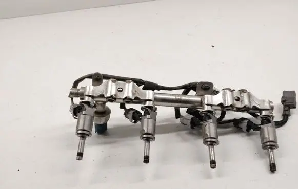 Renault Kangoo II Fuel main line pipe 175226637R