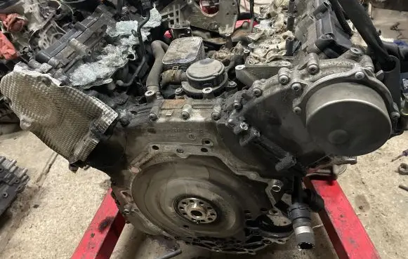 Audi A4 S4 B7 8E 8H Engine