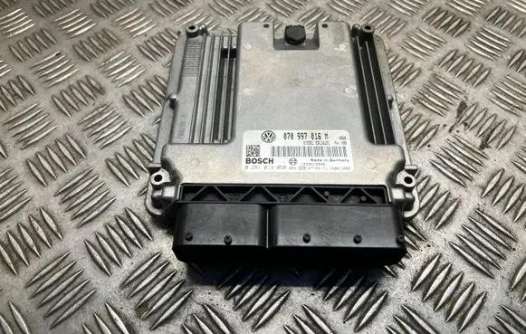 Volkswagen Transporter - Caravelle T5 Engine control unit/module 070997016M 0281014050 1039S19948