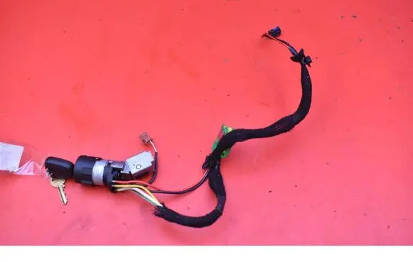 Peugeot 307 Ignition lock 36353100