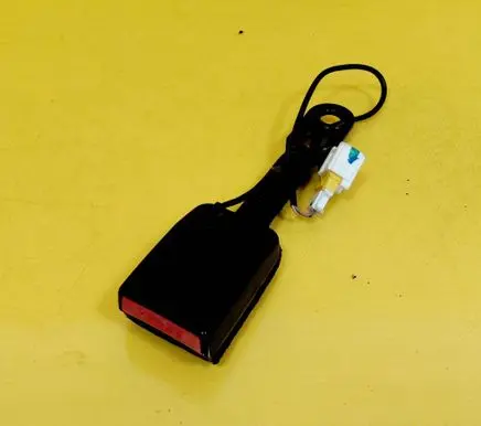 Peugeot 407 Front seatbelt buckle 