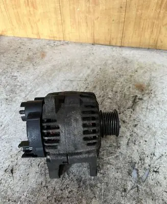 Renault Laguna II Generator/alternator 8200495294 2543342A 305001544