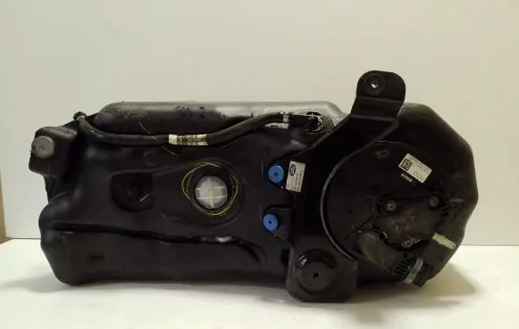 Jaguar XE AdBlue liquid reservoir GX735J228A 0444040015 FPLA5J229AB