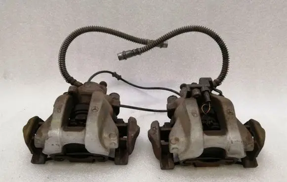 Mercedes-Benz SL R230 Rear brake caliper A2214230281 A2214230181