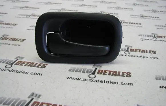 Honda CR-V Rear door interior handle