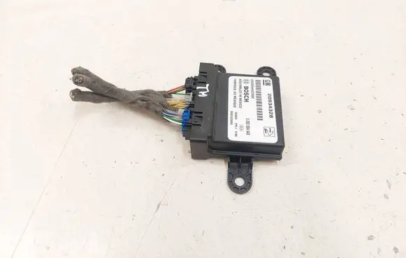 Opel Insignia A Door control unit/module 20934328 6002JC0000 0263004443