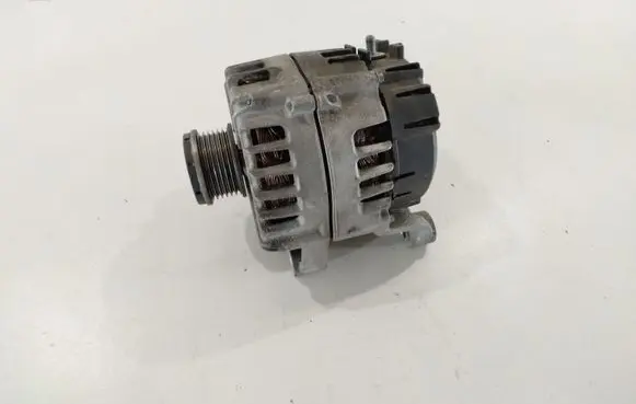 BMW 5 F10 F11 Generator/alternator 8507625 FG23S032 12318507625