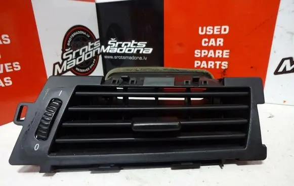 BMW 5 E60 E61 Dashboard side air vent grill/cover trim 6910732